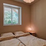 Cozy And Newly Renovated Appartment